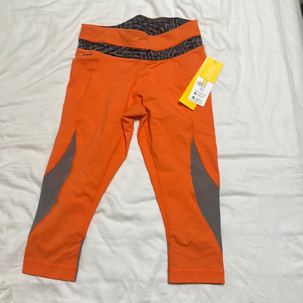 LOLE new with tags capris